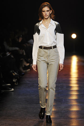 Hussein Chalayan Fall/Winter 2010/11 Collection