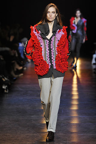 Hussein Chalayan Fall/Winter 2010/11 Collection