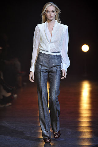 Hussein Chalayan Fall/Winter 2010/11 Collection