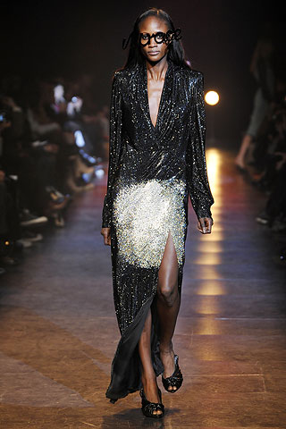 Hussein Chalayan Fall/Winter 2010/11 Collection