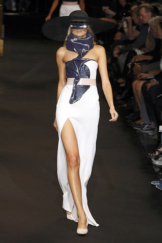 Hussein Chalayan spring/Summer 2010 Collection