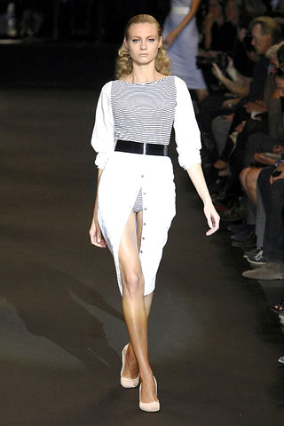 Hussein Chalayan spring/Summer 2010 Collection