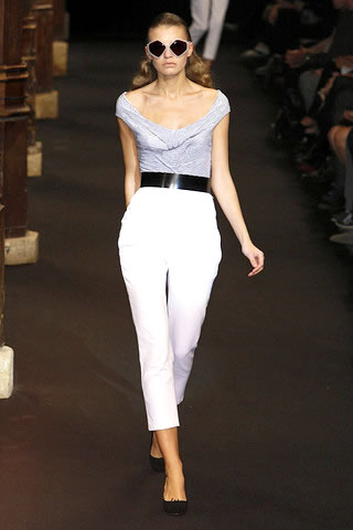 Hussein Chalayan spring/Summer 2010 Collection