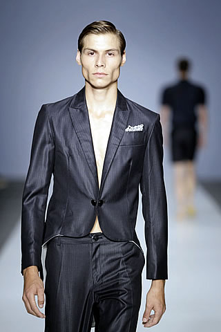Hyun Yeu Spring Summer Spring Summer Collection 2011