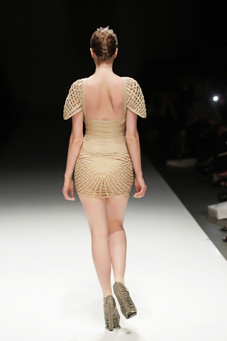 Iris van Herpen Spring/Summer Collection
