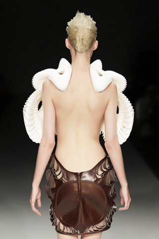 Iris van Herpen Spring/Summer Collection