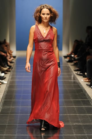 Isaac Hers Spring 2010 Ready To Wear Collection