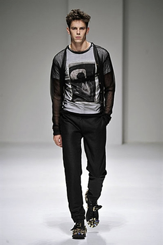 Fashion Designer 2011 Summer Collection