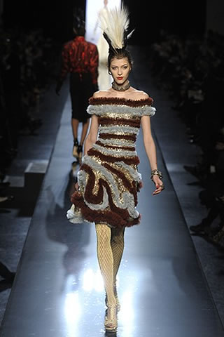 2011 Runway Fashion Shows Photos