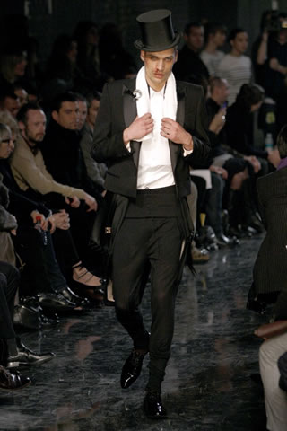 Jean Paul Gaultier Fall/Winter 2010/11 Men's Collection