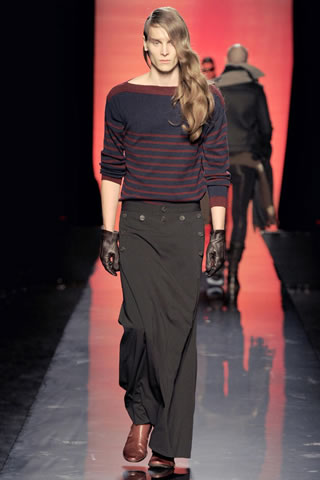 Paris Fashion Week 2011 Pictures