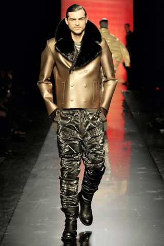 Fall/Winterr 2011 Fashion Shows pictures