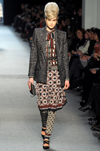 jean paul gaultier ready to wear fall winter 2011 collection 28