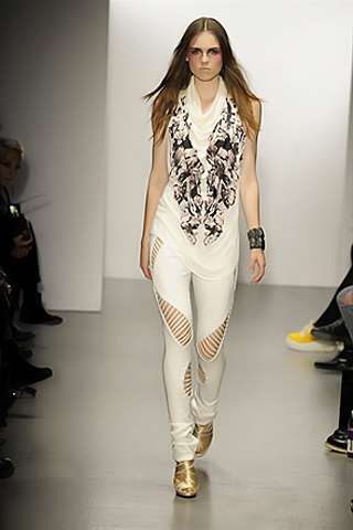 British Fashion Week 2010 Photos