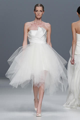 Jesus Del Pozo Bridal Collection 2011/2012 Barcelona Bridal Week