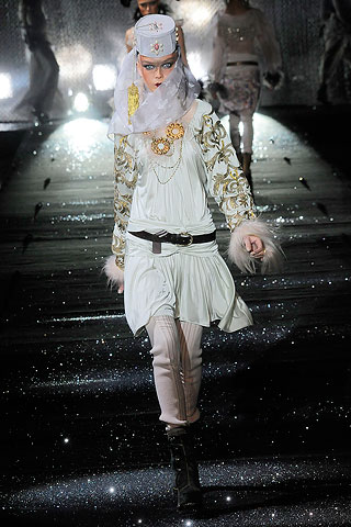 John Galliano Fall/Winter 2010/11 Collection