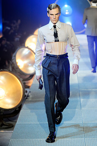 John Galliano Fall/winter 2010/11 Men's Collection
