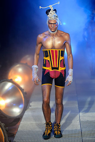 John Galliano Fall/winter 2010/11 Men's Collection