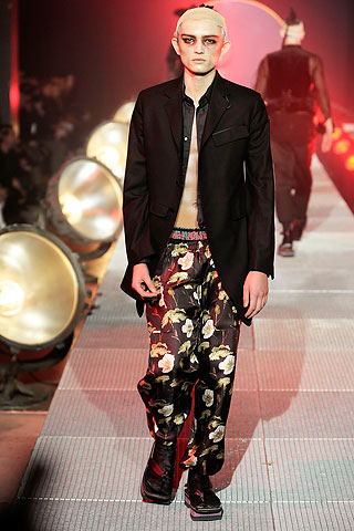 John Galliano Fall/winter 2010/11 Men's Collection