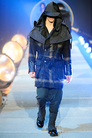 John Galliano Fall/winter 2010/11 Men's Collection