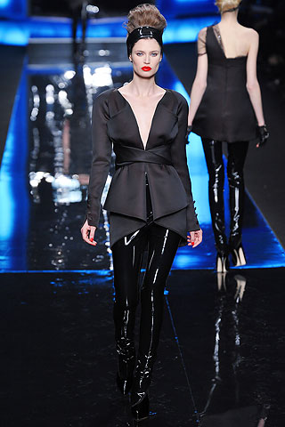 Karl Lagerfeld Fall/Winter 2010/11 Collection
