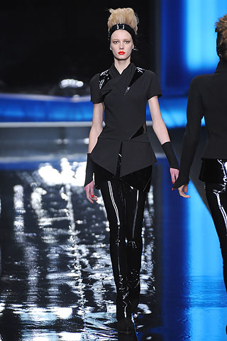 Karl Lagerfeld Fall/Winter 2010/11 Collection