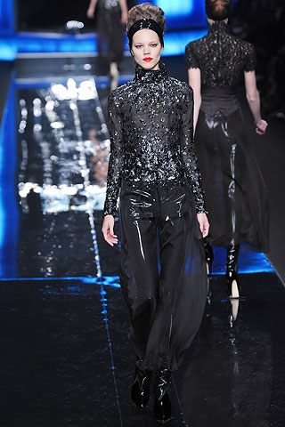 Karl Lagerfeld Fall/Winter 2010/11 Collection