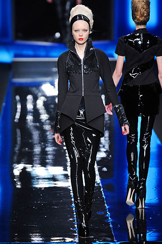 Karl Lagerfeld Fall/Winter 2010/11 Collection