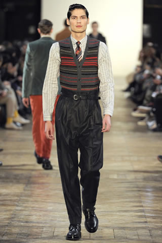 Paris Fashion Week 2011 Pictures