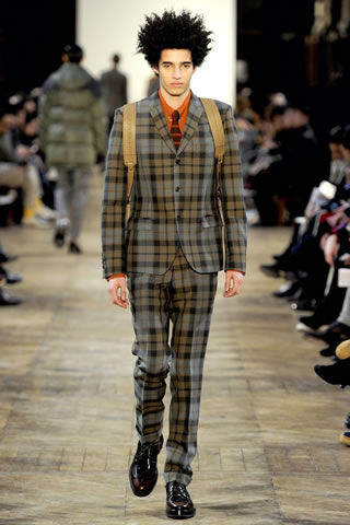 Paris Fashion Week 2011 News