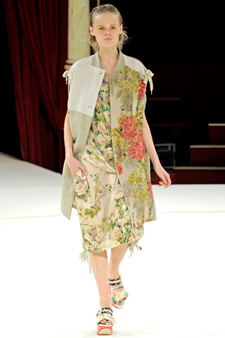 Women Spring Summer Collection 2011