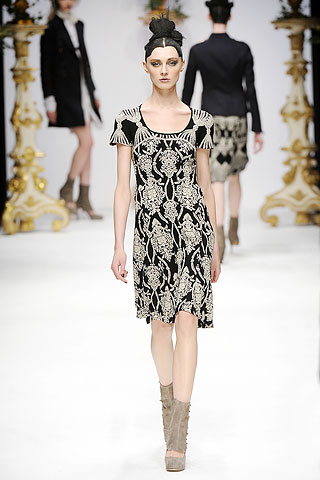 Kinder Aggugini Autumn/Winter 2010 Collection