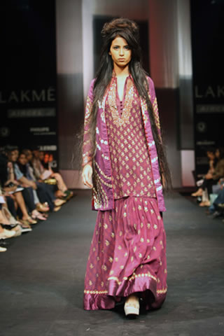 Famous Indian Fashion Designer Collection