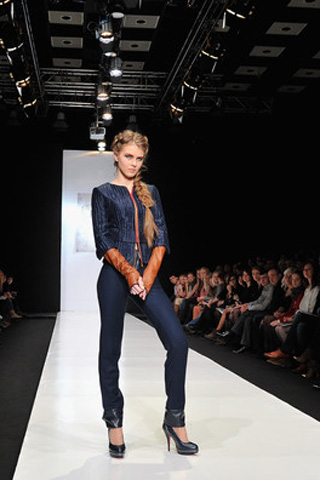 Latest Fashion laboratoriya13