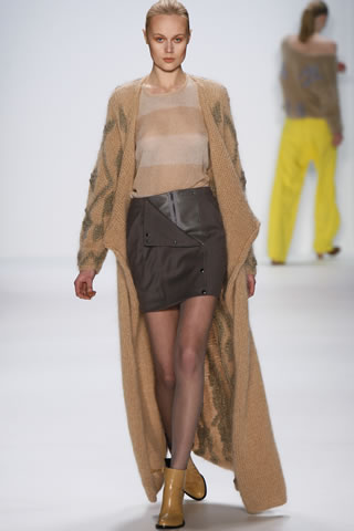 Mercedes Benz Berlin 2011 Collection Lala Berlin