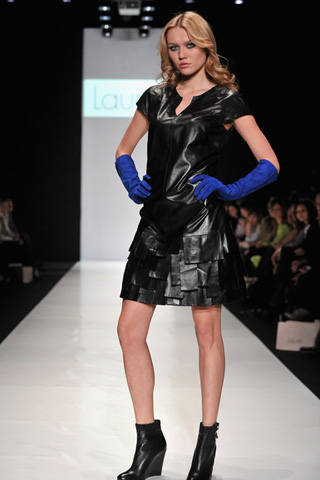 Laurel Mercedes Benz Fashion