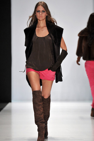 Latest Collection 2011 Laurel