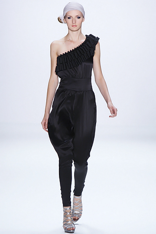 2011  LAURÃˆL Spring Collection Berlin