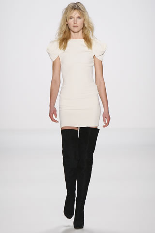 Fashion Collection MBFW 2011 Lever Coutures