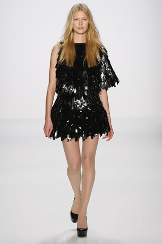 Lever Coutures Mercedes Benz Autumn Collection 2011