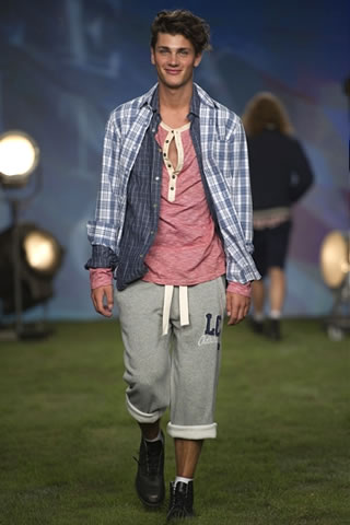 Trendy Spring Summer 2011 collection