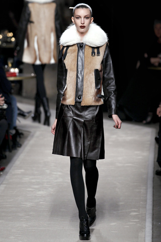 Loewe Ready to wear Fall/Winter 2011 collection - Paris