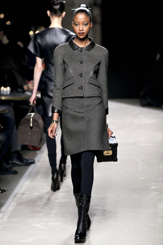 Loewe Ready to wear Fall/Winter 2011 collection - Paris
