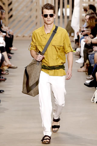 Fall/Winter 2011 Paris Fashion Week