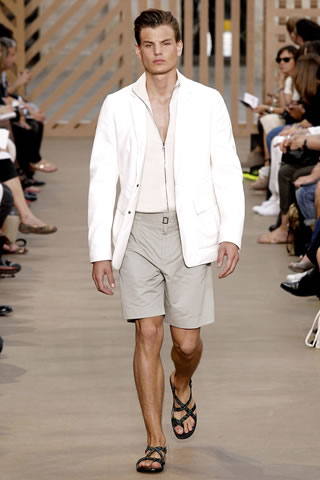 Paris Fashion Week Louis Vuitton