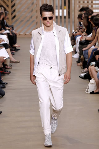 Fashion Brand Louis Vuitton 2011 Men's Design