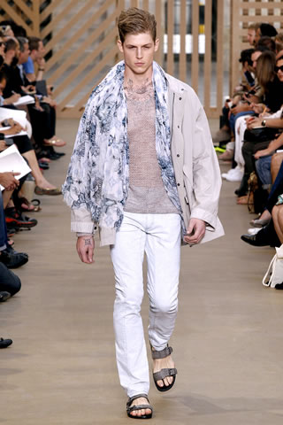 Paris Fashion Brands 2011 Collection