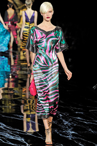 2010 Runway Fashion Shows Photos