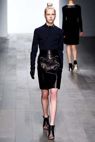 marios schwab aw 2011 londonfashionweek 13