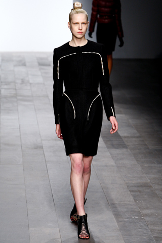 marios schwab aw 2011 londonfashionweek 14